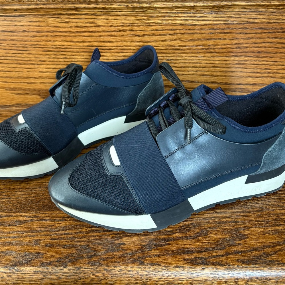 Balenciaga’s Race Runner Size 9 - Picture 3 of 8